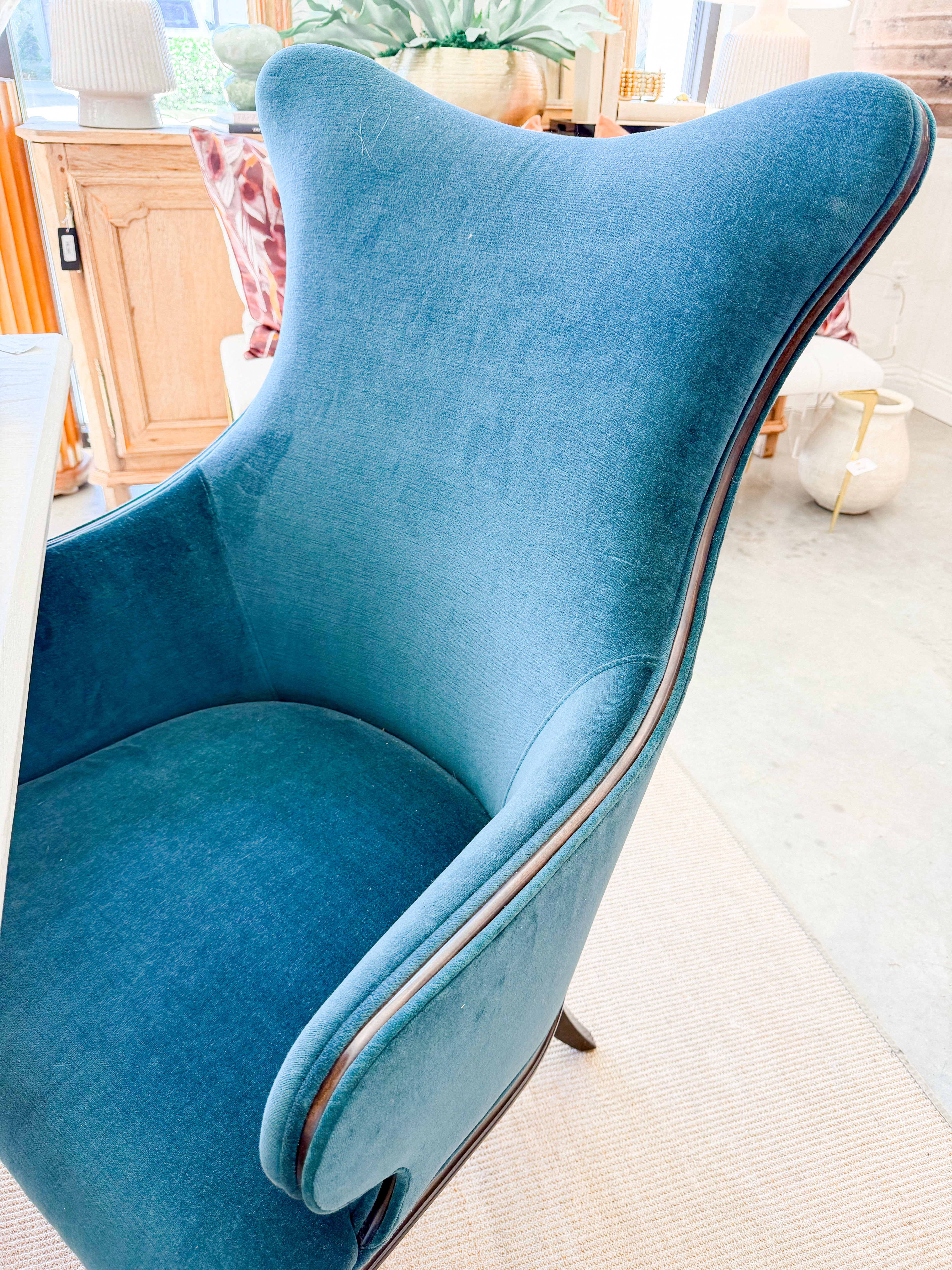 Evelyn Chair