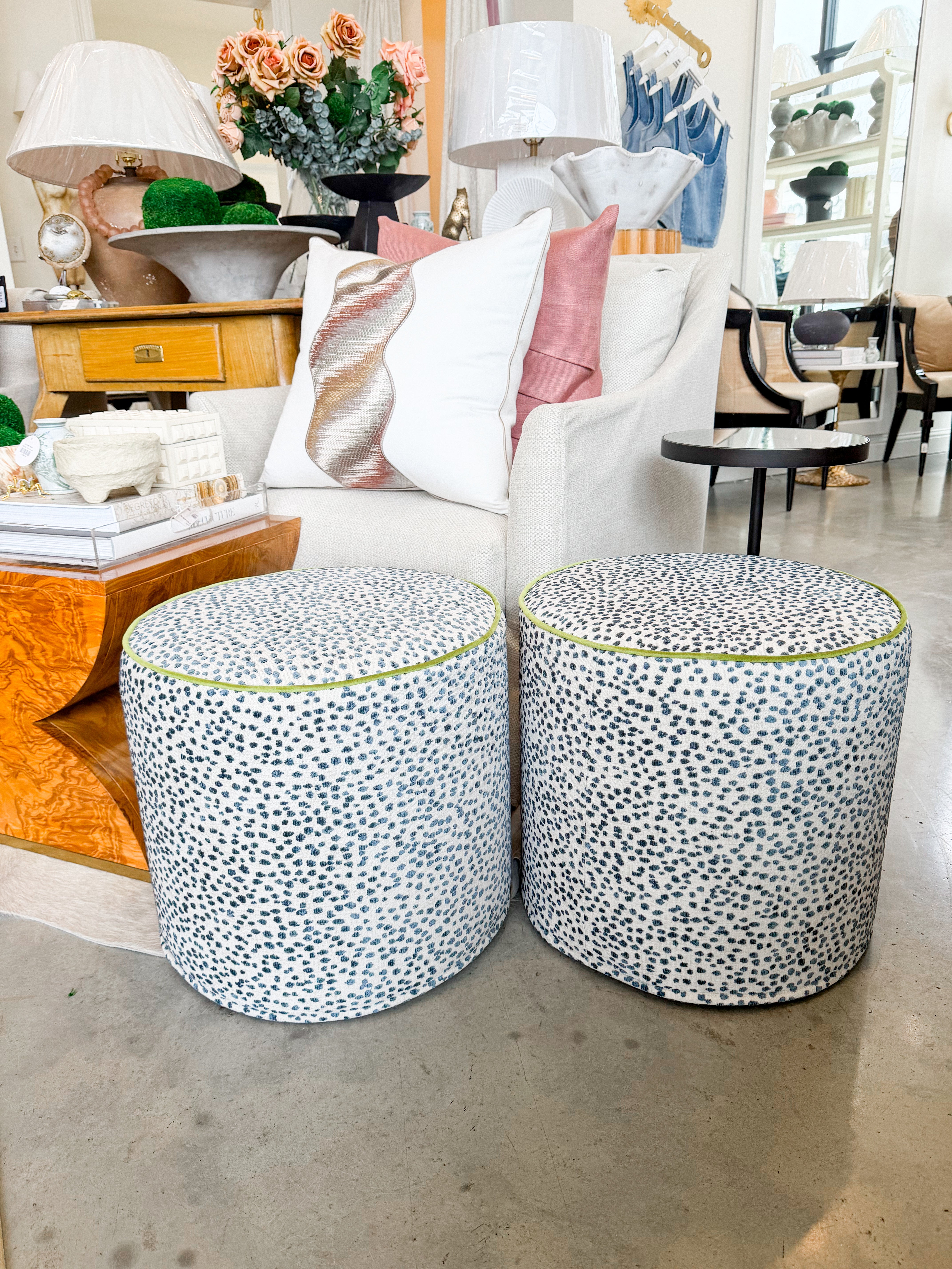 Lola Azul Ottoman